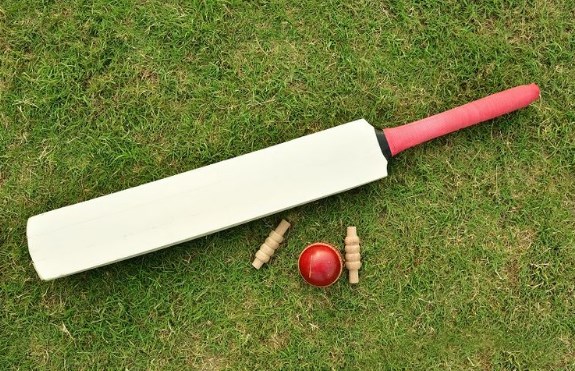 Peralatan Olahraga Kriket
